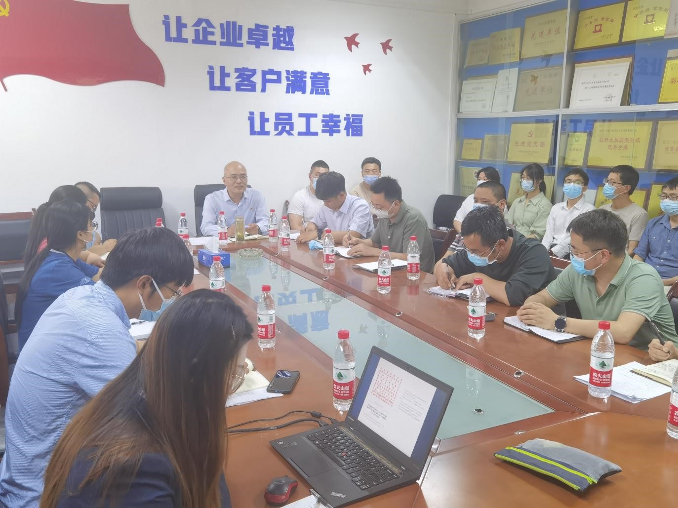 院舉辦五四青年節“喜迎二十大 永遠跟黨走 奮進新時代”主題活動